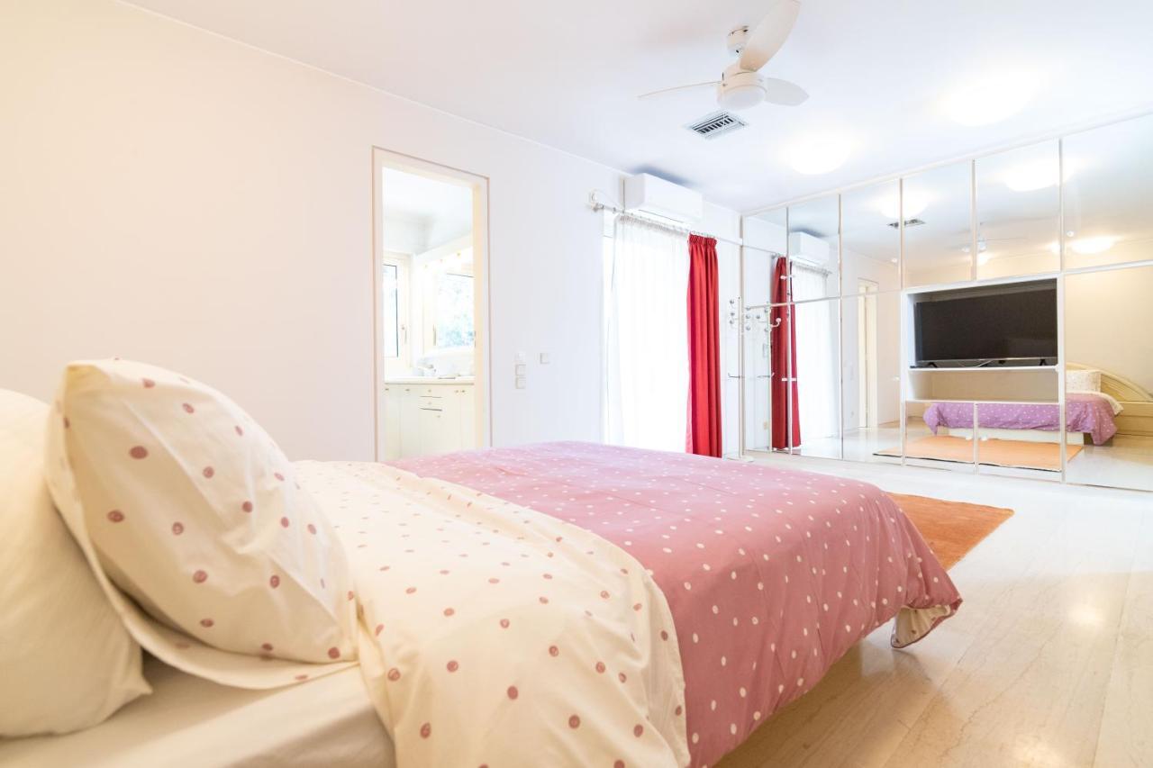 Sunlight House - Palatial Fully Equipped Apartment Near The Sea Athen Eksteriør billede